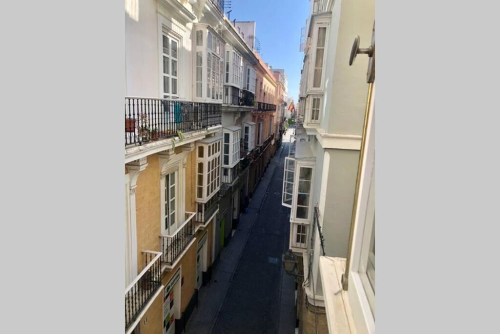 Gatu Premium Villa Libertad, Preferente Mayores De 25 Anos Y Familias Cádiz Exterior foto